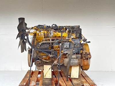 Caterpillar C7 Engine for a 2004 Chevrolet C7500