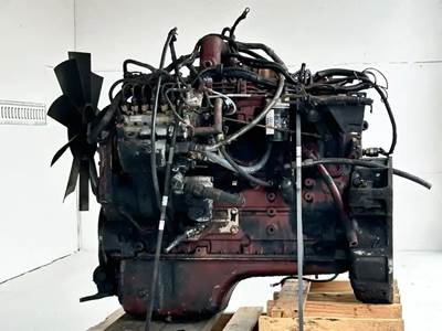 Cummins 6BT Engine for a 2000 Ottawa Yard Jockey