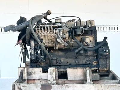 Cummins B5.9 Engine for a 1999 Freightliner MT55 Chassis