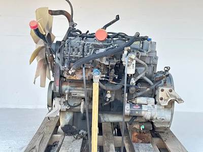 Cummins B5.9 Engine for a 1997 Ford F800