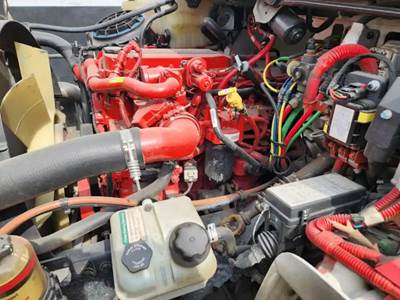 Cummins B6.7 220 Engine for a 2020 Freightliner M2 106