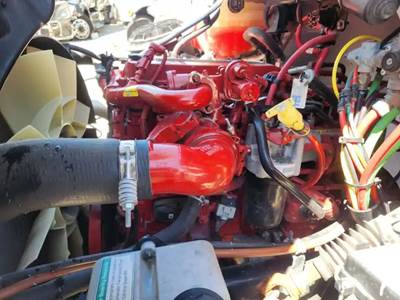 Cummins B6.7 Engine for a 2020 Freightliner M2 106