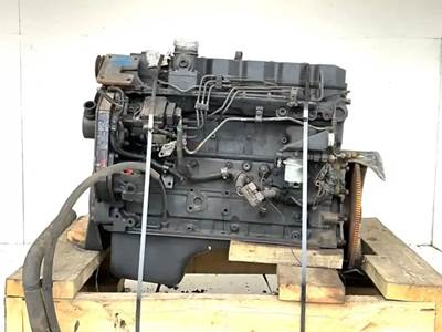 Cummins ISB Engine for a 2000 Freightliner MT45 Chassis