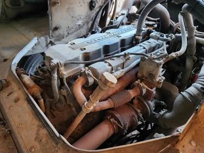 Cummins ISB 5.9L Engine for a 2006 Freightliner MT45 Chassis