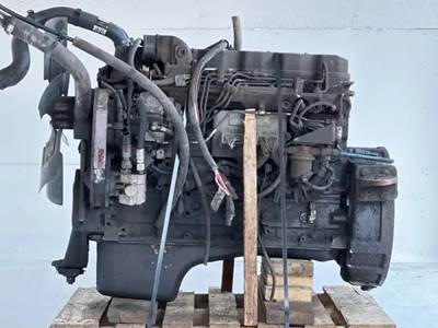 Cummins ISB Engine for a 2001 Freightliner MT55 Chassis