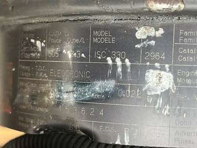 Cummins ISC Engine for a 2003 Pierce Model Tilt Cab