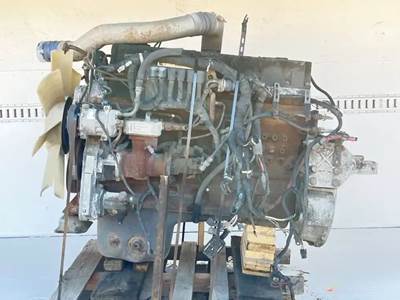 Cummins ISM Engine for a 2003 Volvo VNM