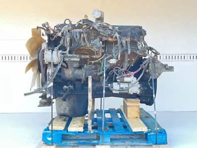 Cummins ISM Engine for a 2003 Volvo VNM