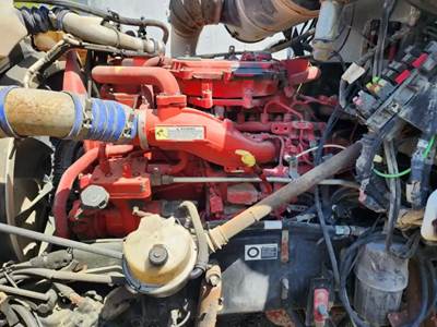 Cummins ISX12 Engine for a 2017 Peterbilt 365
