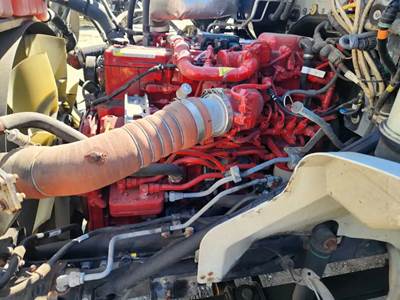 Cummins L9 Engine for a 2025 Hino XL8