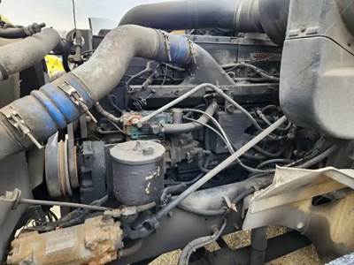 Cummins N14 Engine for a 2000 International 9400