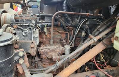 Cummins Engine for a 2002 International 2574