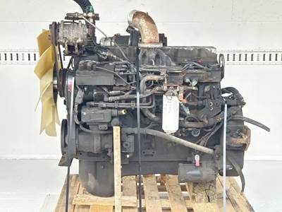 Cummins Engine for a 2001 Ottawa CYT 30