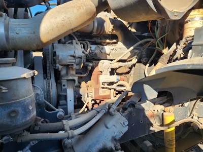 Cummins Engine for a 1999 Sterling A9513