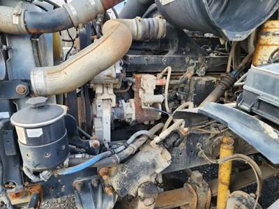 Cummins Engine for a 1999 Sterling A9513