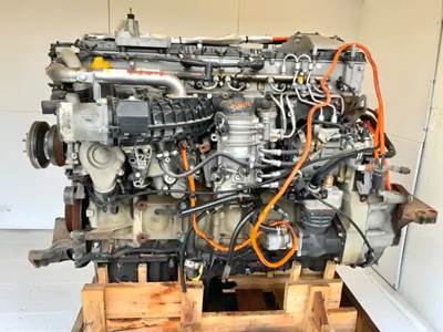Detroit DD13 Engine for a 2018 Freightliner Cascadia 125
