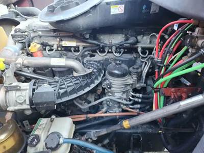 Detroit DD13 Engine for a 2016 Freightliner Cascadia 125