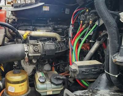 Detroit DD13 Engine for a 2014 Freightliner Cascadia 113