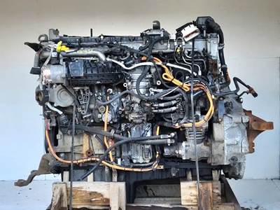 Detroit DD13 Engine for a 2019 Freightliner Cascadia 116 Day Cab