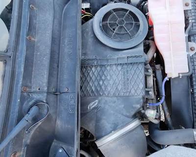 Detroit DD13 Engine for a 2011 Freightliner Cascadia 113