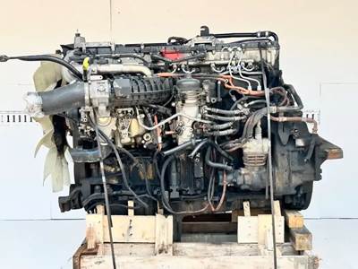 Detroit DD13 Engine for a 2014 Freightliner Cascadia 113