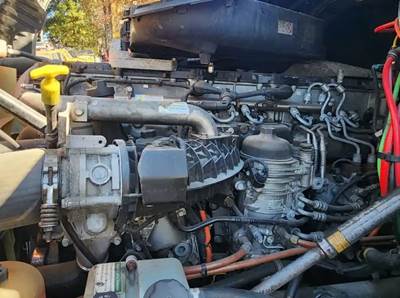 Detroit DD13 Engine for a 2015 Freightliner Cascadia 125