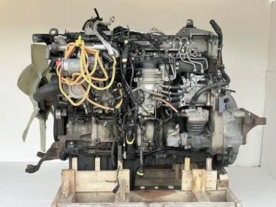 Detroit DD13 Engine for a 2024 Freightliner Cascadia 126
