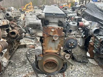 Detroit DD13 Engine for a 2013 Freightliner Cascadia 125