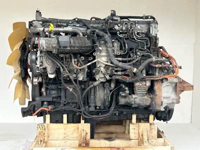 Detroit DD13 Engine for a 2018 Freightliner Cascadia 113