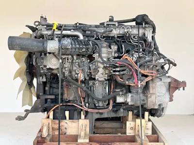 Detroit DD13 Engine for a 2019 Freightliner Cascadia 116 Day Cab
