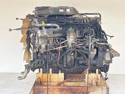 Detroit DD13 Engine for a 2017 Freightliner Cascadia 113