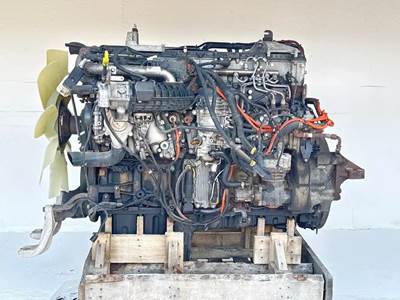 Detroit DD13 Engine for a 2015 Freightliner Cascadia 125