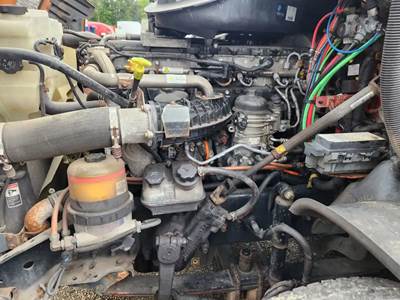 Detroit DD13 Engine for a 2017 Freightliner Cascadia 125