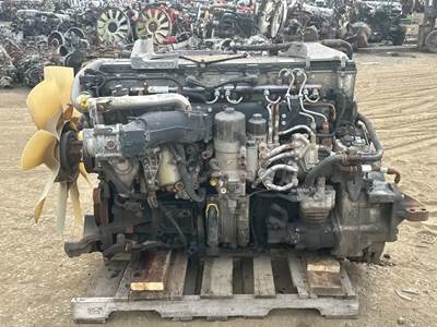 Detroit DD13 Engine for a 2013 Freightliner Cascadia 125