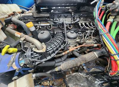 Detroit DD13 Engine for a 2024 Freightliner Cascadia 126