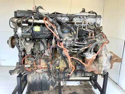 Detroit DD15 Engine for a 2014 Freightliner Cascadia 125