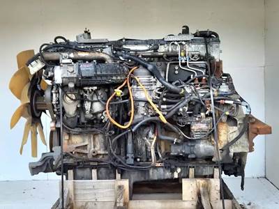 Detroit DD15 Engine for a 2015 Freightliner Cascadia 125