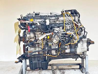 Detroit DD15 Engine for a 2024 Freightliner Cascadia 126