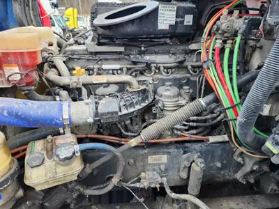 Detroit DD15 Engine for a 2019 Freightliner Cascadia 126