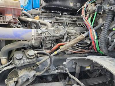Detroit DD15 Engine for a 2022 Freightliner Cascadia 126