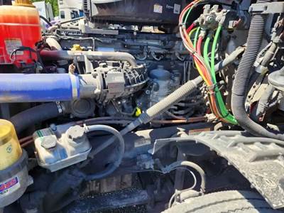 Detroit DD15 Engine for a 2020 Freightliner Cascadia 126