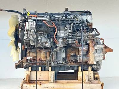 Detroit DD15 Engine - 505 HP