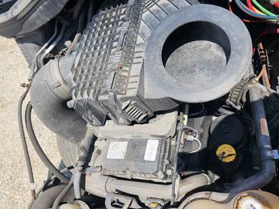 Detroit DD15 Engine for a 2020 Freightliner Cascadia 126