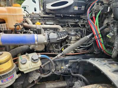 Detroit DD15 Engine for a 2019 Freightliner Cascadia 126
