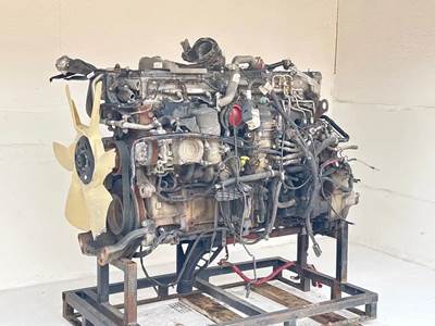 Detroit DD15 Engine - 505 HP