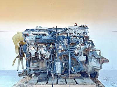 Detroit DD15 Engine for a 2015 Freightliner Cascadia 125