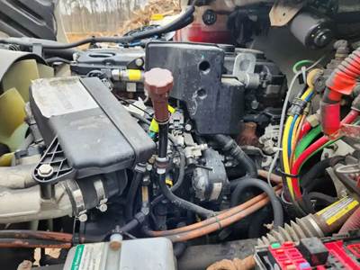 Detroit DD5 Engine for a 2020 Freightliner M2 106
