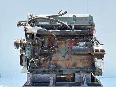 Detroit Series 60 Engine for a 2006 Freightliner Columbia 120