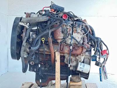 GM/Chev (HD) 6.6L Engine for a 2004 Chevrolet C4500