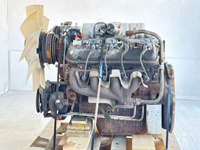 GM/Chev (HD) 7.4 L Engine for a 2000 GMC C6500